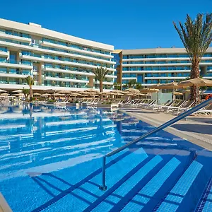 vizitați hotelul