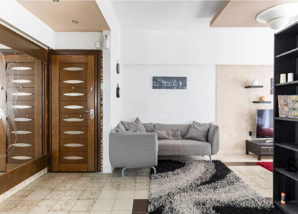2Bd- Perfect Location With Square View Apartment Thessaloniki